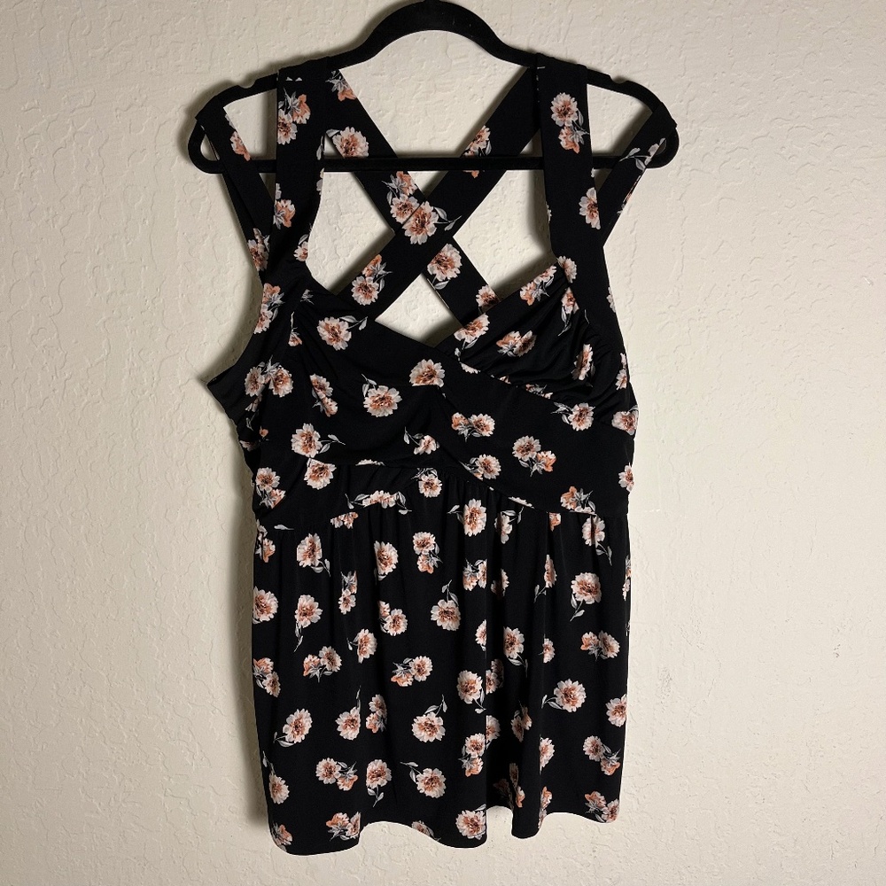 Torrid Size 2 (2X) Black and pink floral crisscross babydoll top.